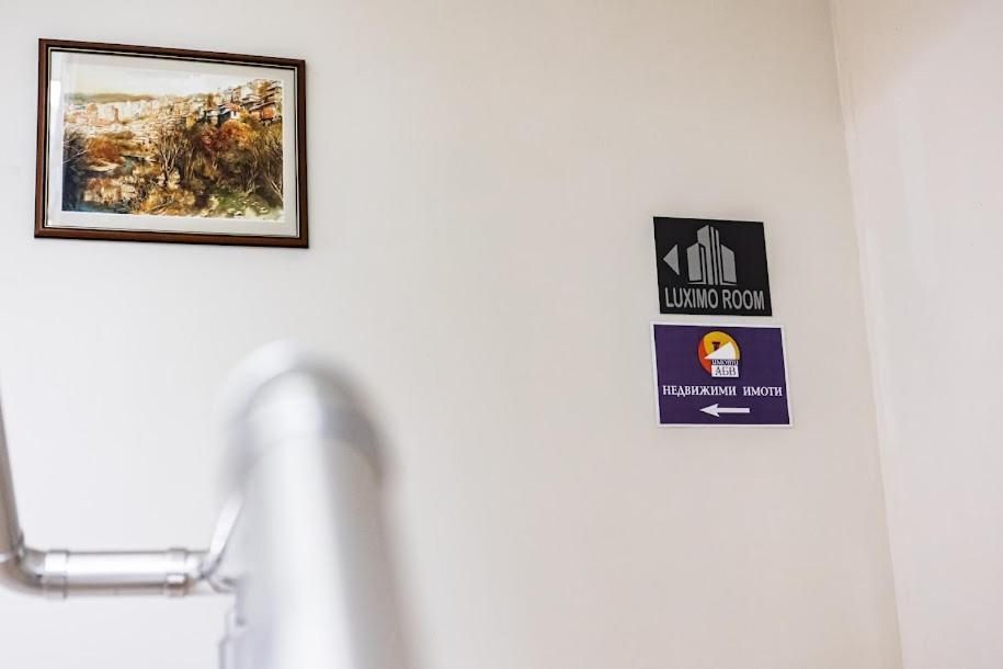 Luximo Room Veliko Tarnovo Ngoại thất bức ảnh